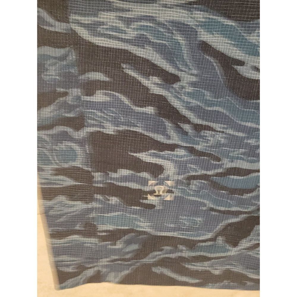 Lululemon T.H.E Short Linerless 9" Performance Shorts Small Blue Mens M7Y50S - Picture 6 of 8